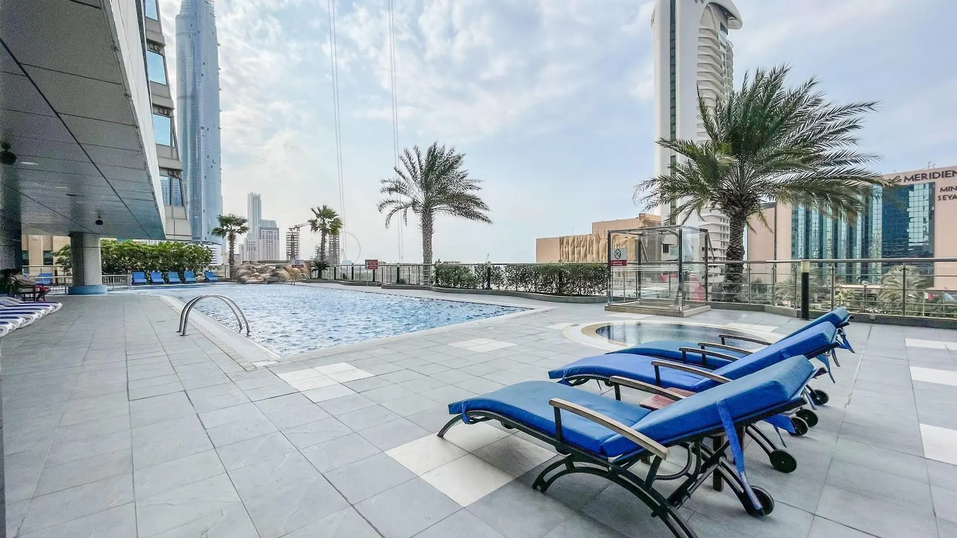 Frank Porter - Ocean Heights Dubaj Apartament